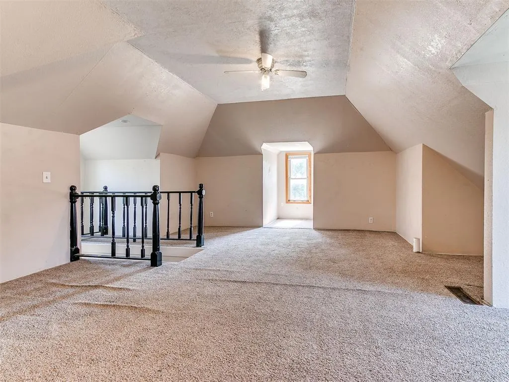 Photo 15 — 410 S 8th Street, Kingfisher, OK 73750