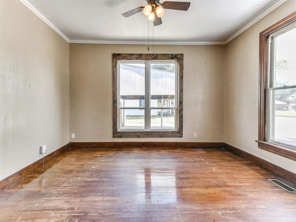 Photo 16 — 410 S 8th Street, Kingfisher, OK 73750