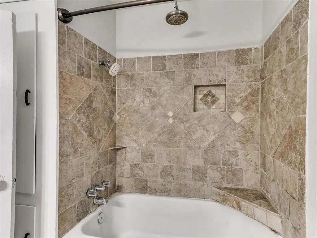 Photo 23 — 410 S 8th Street, Kingfisher, OK 73750