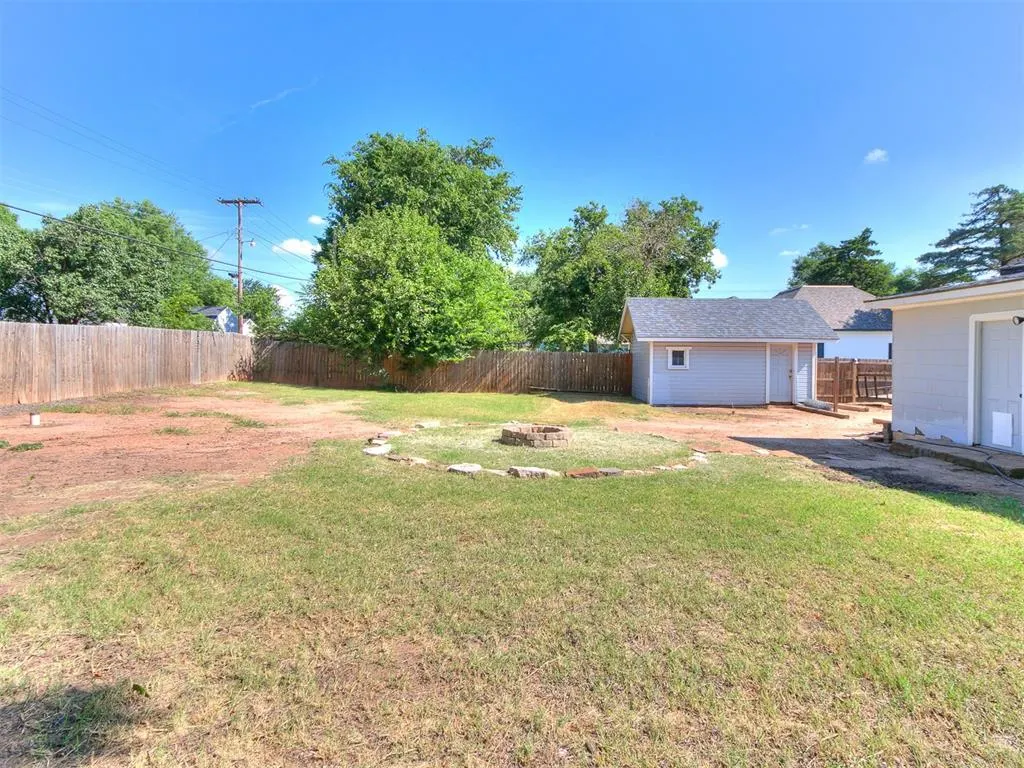 Photo 32 — 410 S 8th Street, Kingfisher, OK 73750