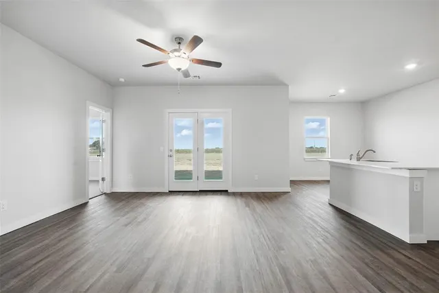 Photo 4 — 1012 Prairie Drive, Tuttle, OK 73089