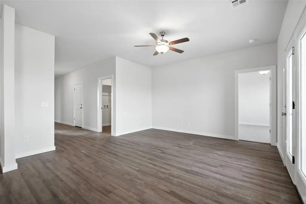 Photo 3 — 1012 Prairie Drive, Tuttle, OK 73089