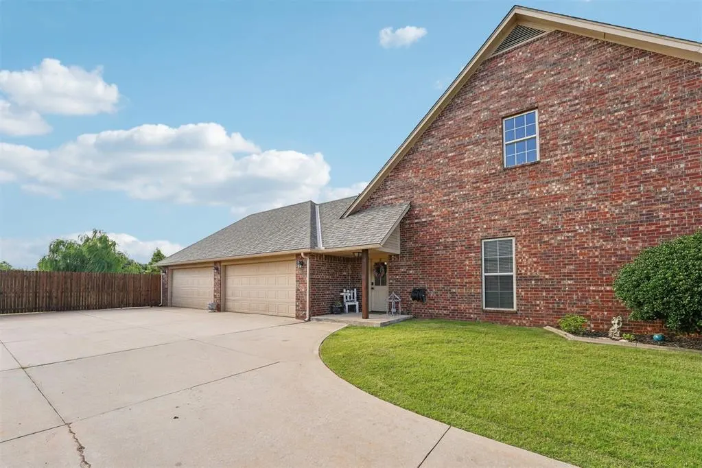 Photo 42 — 3508 Churchill Road, Moore, OK 73165
