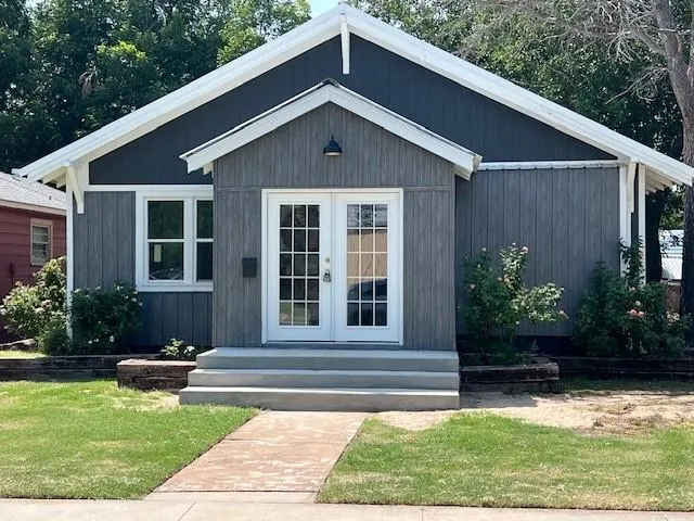 Photo 2 — 315 N Main Street, Hobart, OK 73651