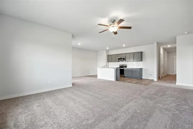 Photo 2 — 1022 Prairie Drive, Tuttle, OK 73089