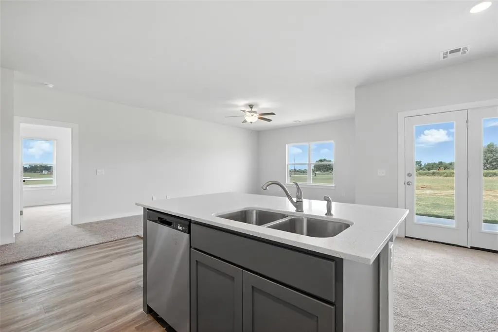 Photo 9 — 1022 Prairie Drive, Tuttle, OK 73089