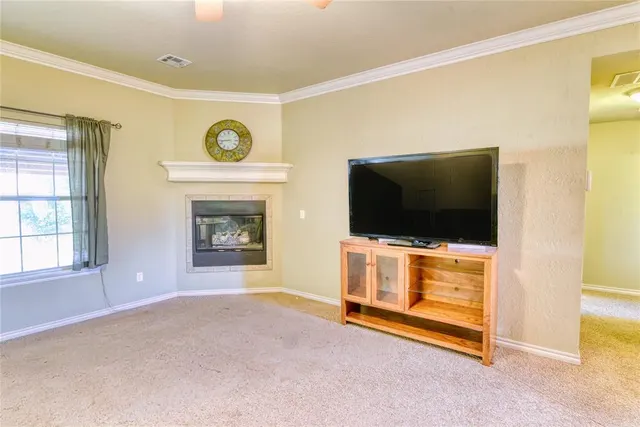Photo 3 — 135 Carter Road, Elk City, OK 73644