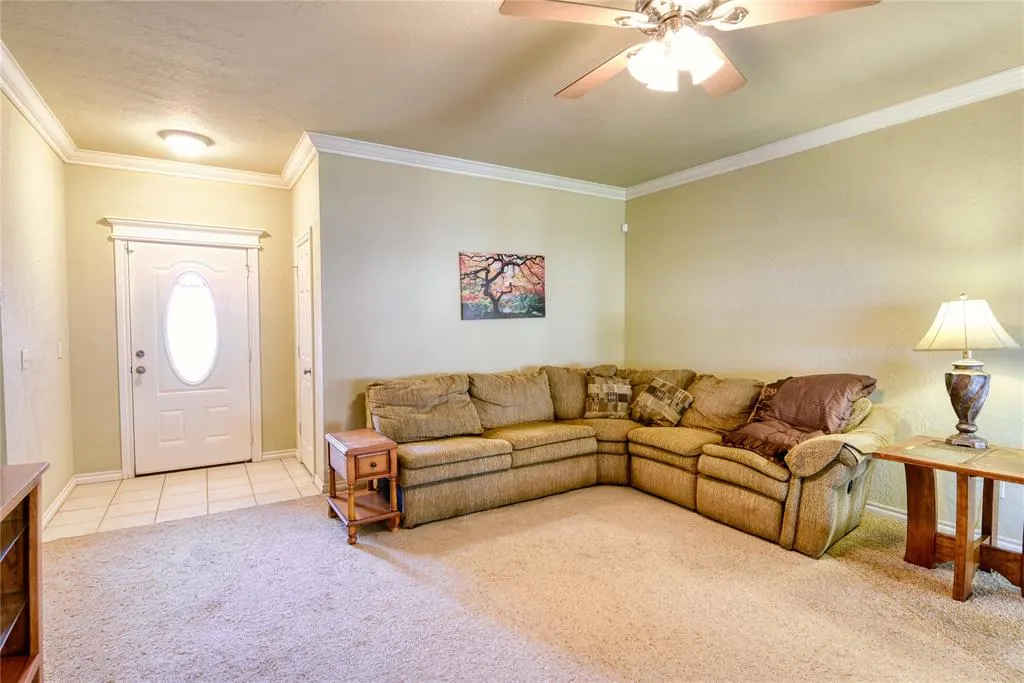 Photo 5 — 135 Carter Road, Elk City, OK 73644