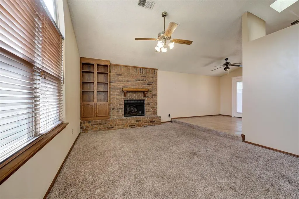 Photo 7 — 11417 Wallace Avenue, Oklahoma City, OK 73162