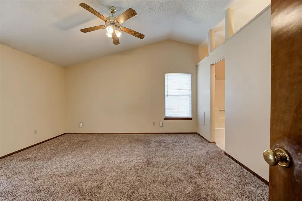Photo 23 — 11417 Wallace Avenue, Oklahoma City, OK 73162