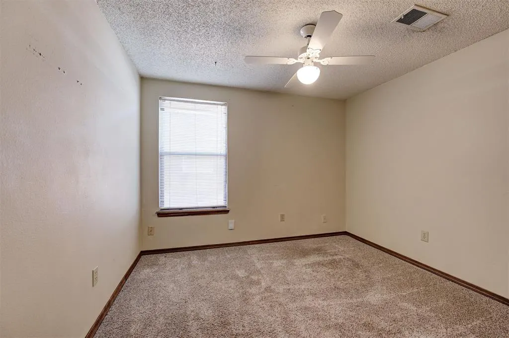 Photo 35 — 11417 Wallace Avenue, Oklahoma City, OK 73162