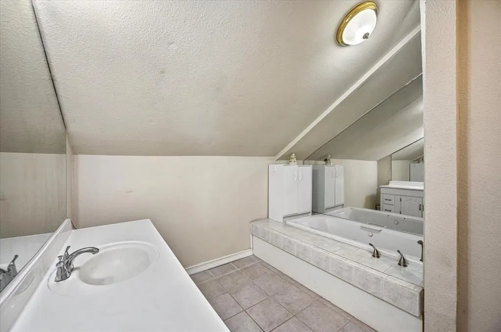 Photo 45 — 3180 SE 24th Street, Newcastle, OK 73065