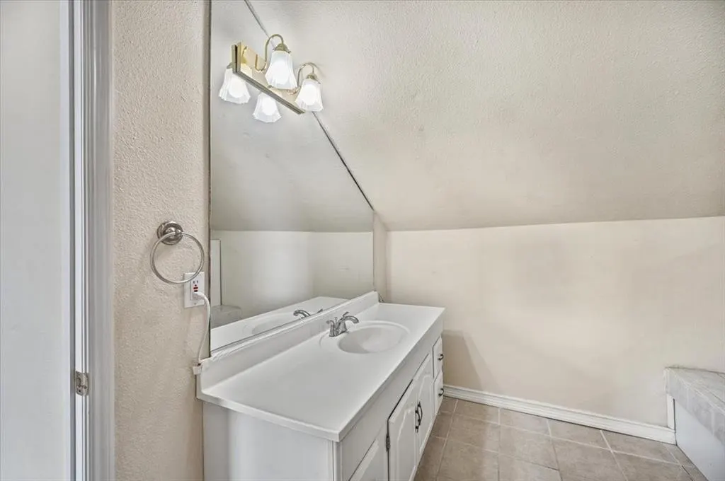 Photo 46 — 3180 SE 24th Street, Newcastle, OK 73065