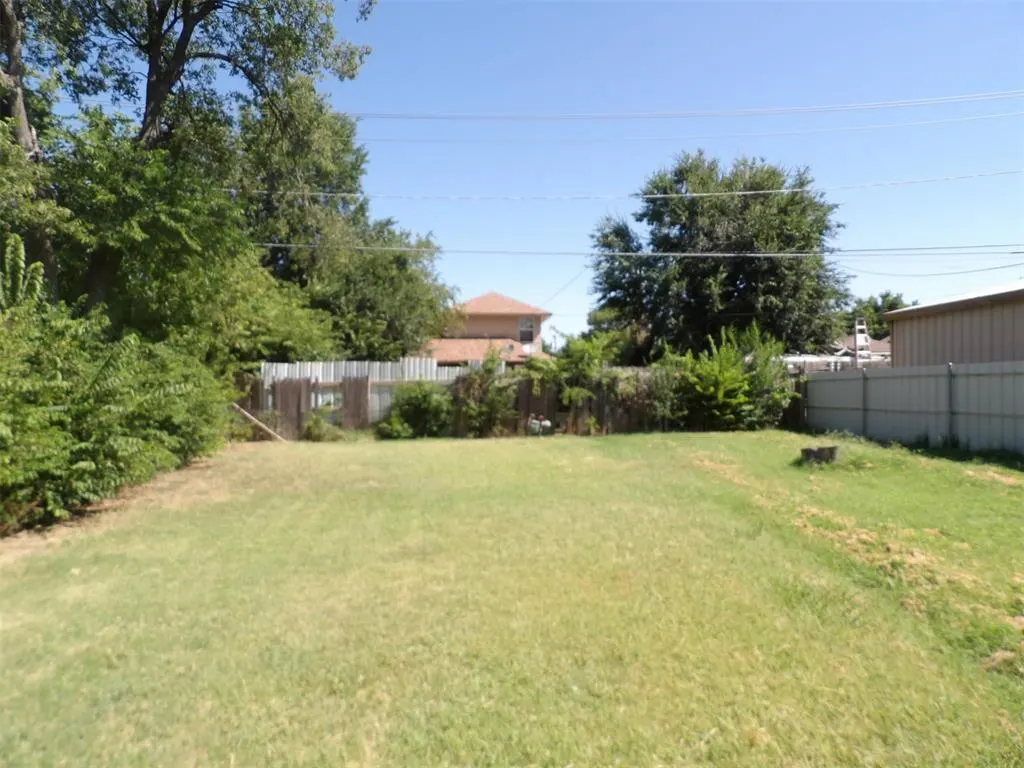 Photo 13 — 1437 SW 36th Street, Oklahoma City, OK 73109