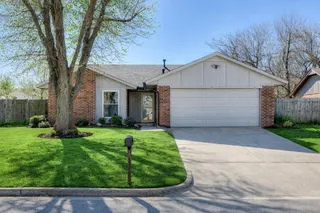 Sold home at 8704 NW 87th Terrace