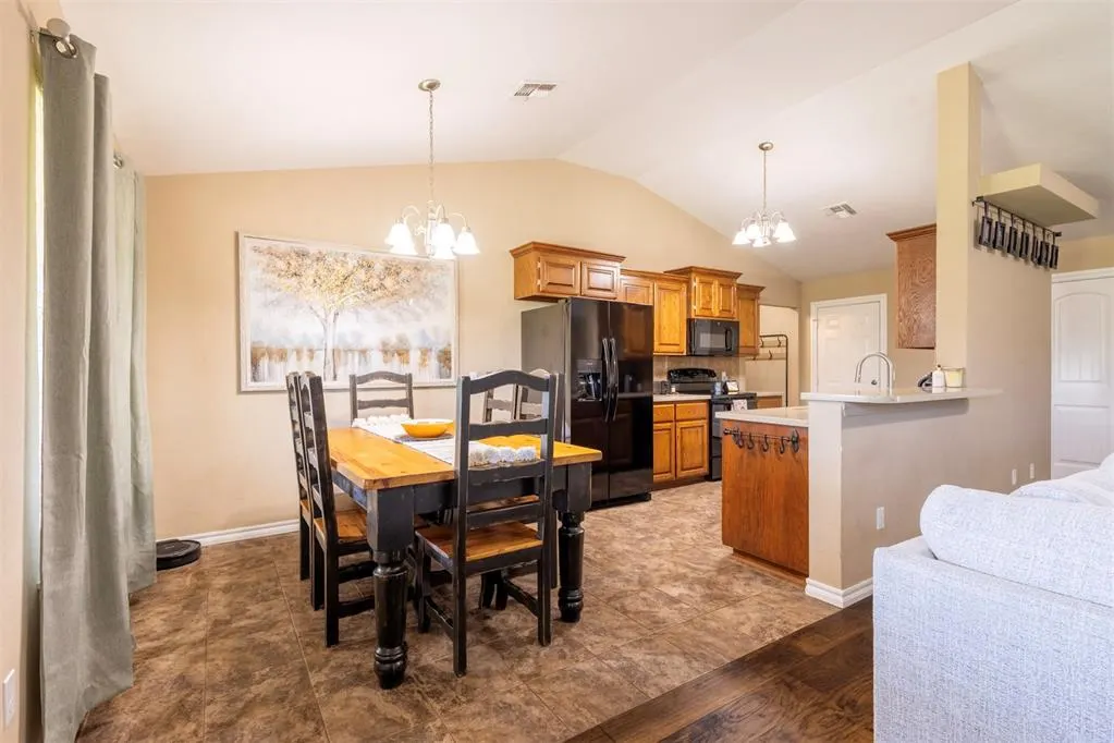 Photo 10 — 110 Ranch Road, Elk City, OK 73644