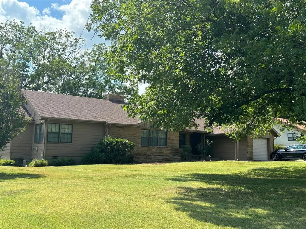 Front exterior — 710 W 17th Street, Sulphur, OK 73086