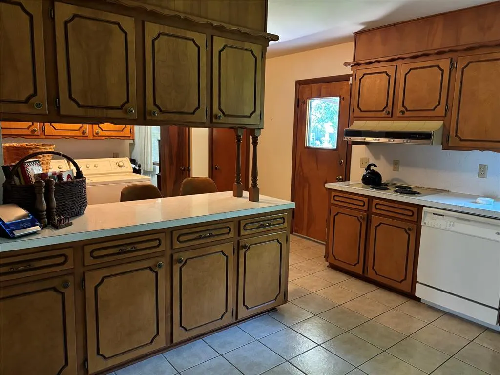 Photo 4 — 710 W 17th Street, Sulphur, OK 73086