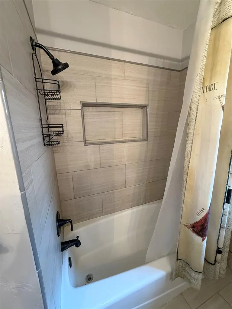 Photo 17 — 7821 NW 84th Street, Oklahoma City, OK 73132