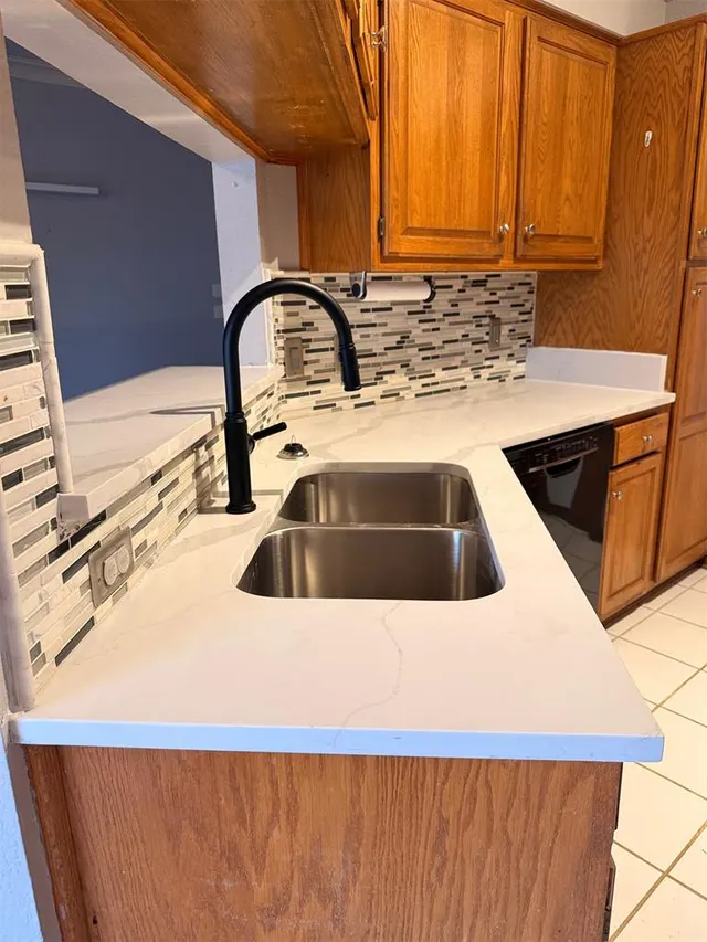 Photo 6 — 7821 NW 84th Street, Oklahoma City, OK 73132