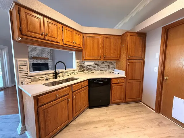 Photo 4 — 7821 NW 84th Street, Oklahoma City, OK 73132