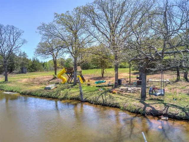 Photo 6 — 22063 Jean Amerson Drive, Tecumseh, OK 74873