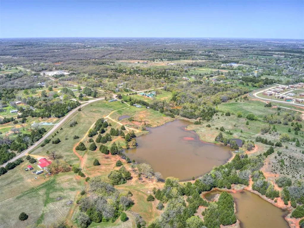 Photo 12 — 22063 Jean Amerson Drive, Tecumseh, OK 74873