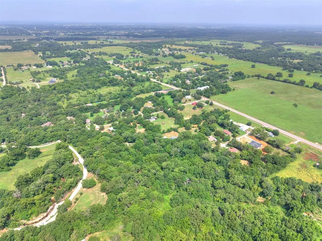 Photo 3 — 4 Hillcrest Drive, Shawnee, OK 74801