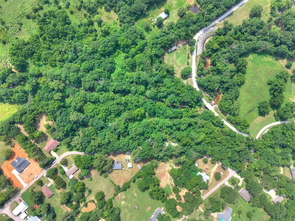 Photo 11 — 4 Hillcrest Drive, Shawnee, OK 74801