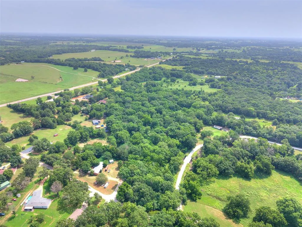 Photo 31 — 4 Hillcrest Drive, Shawnee, OK 74801