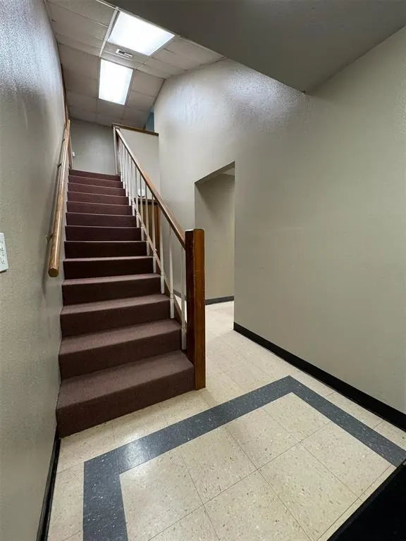 Photo 7 — 2024 Ruhl Drive, Guthrie, OK 73044