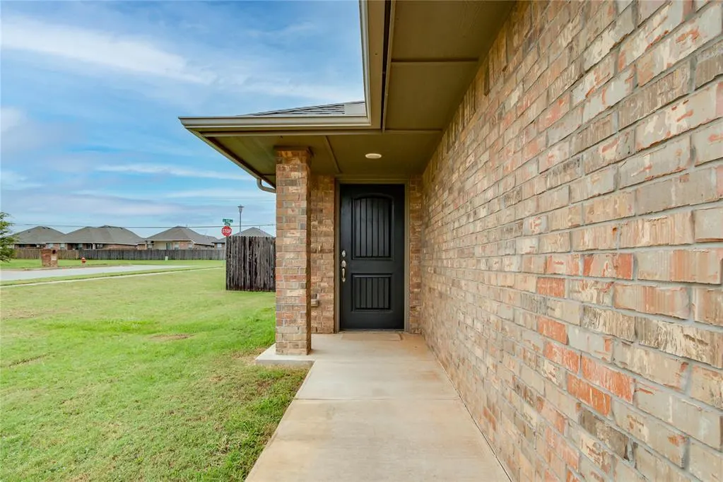 Photo 4 — 8813 SW 45th Street, Oklahoma City, OK 73179