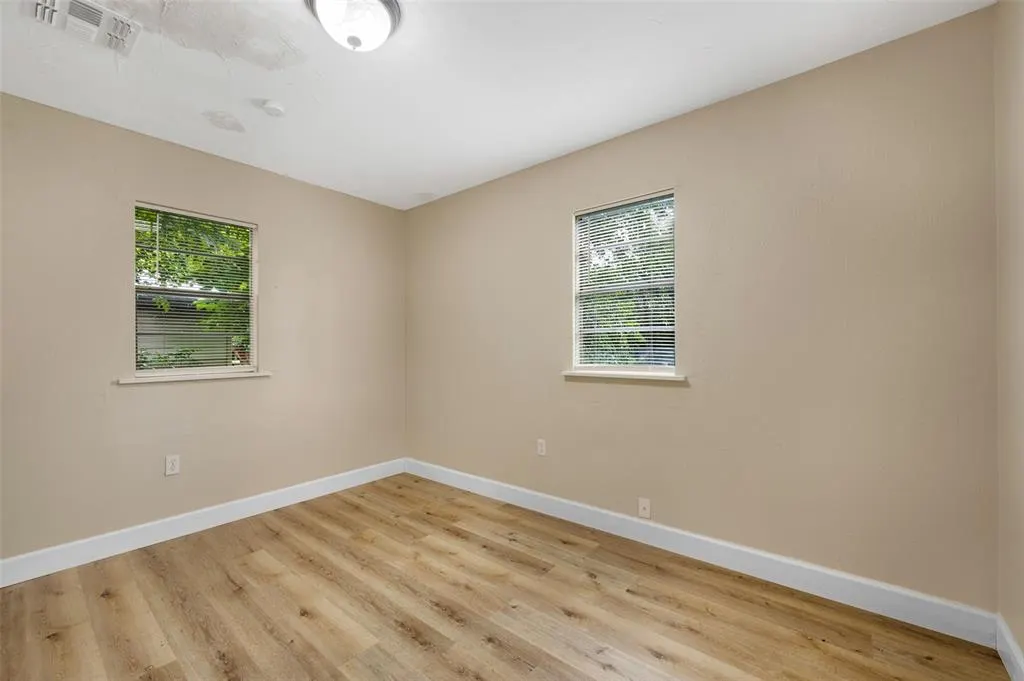 Photo 15 — 615 N H Street, Duncan, OK 73533