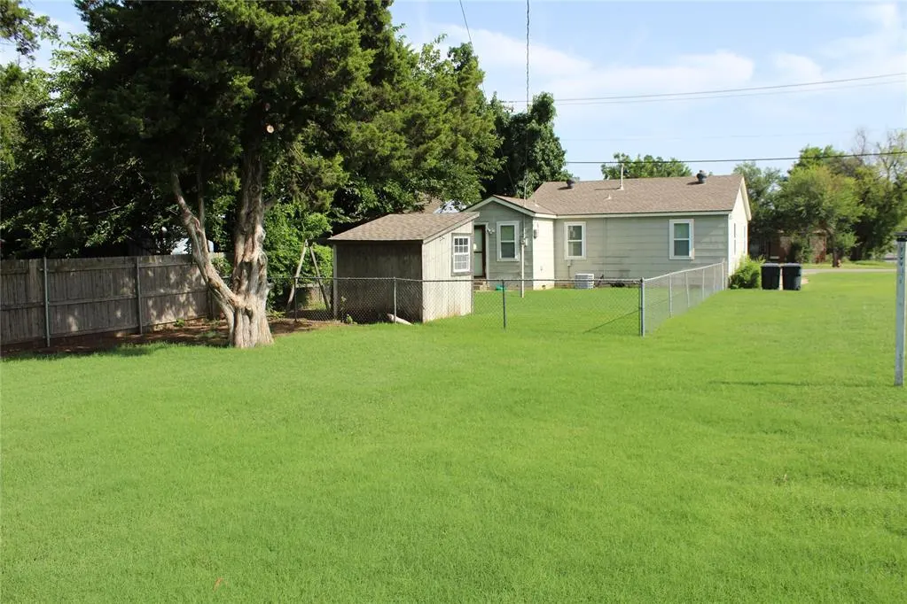 Photo 10 — 7002 NW 50th Street, Bethany, OK 73008