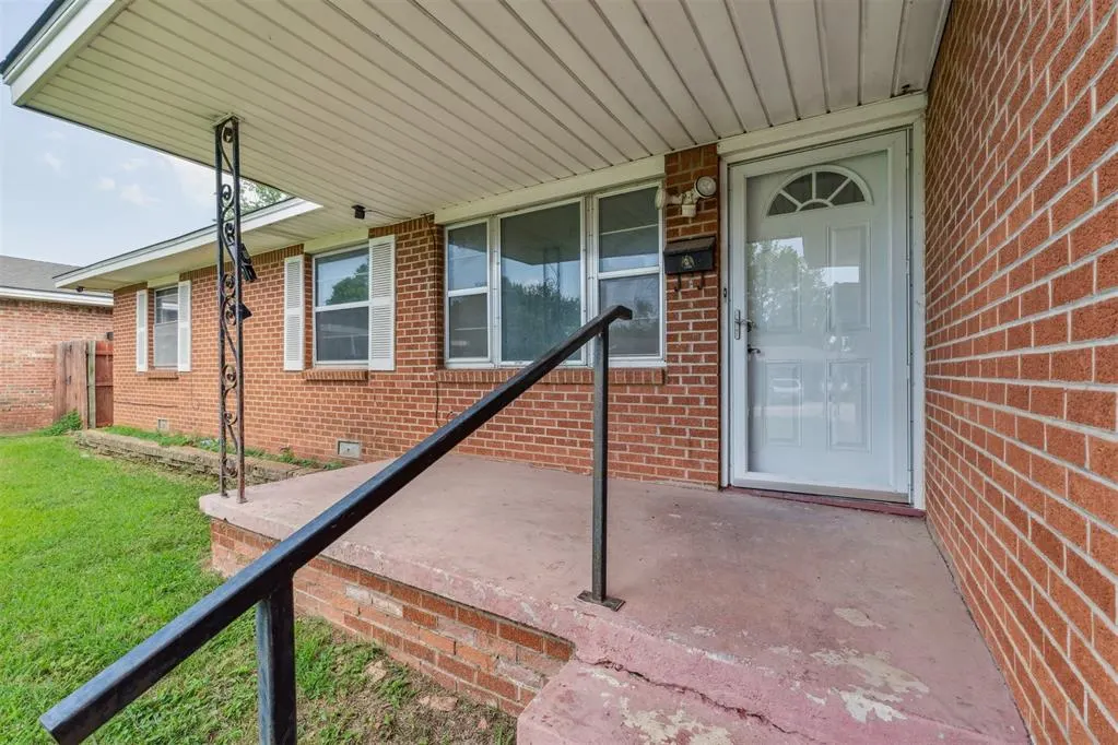 Photo 3 — 3020 SE 20th Street, Del City, OK 73115