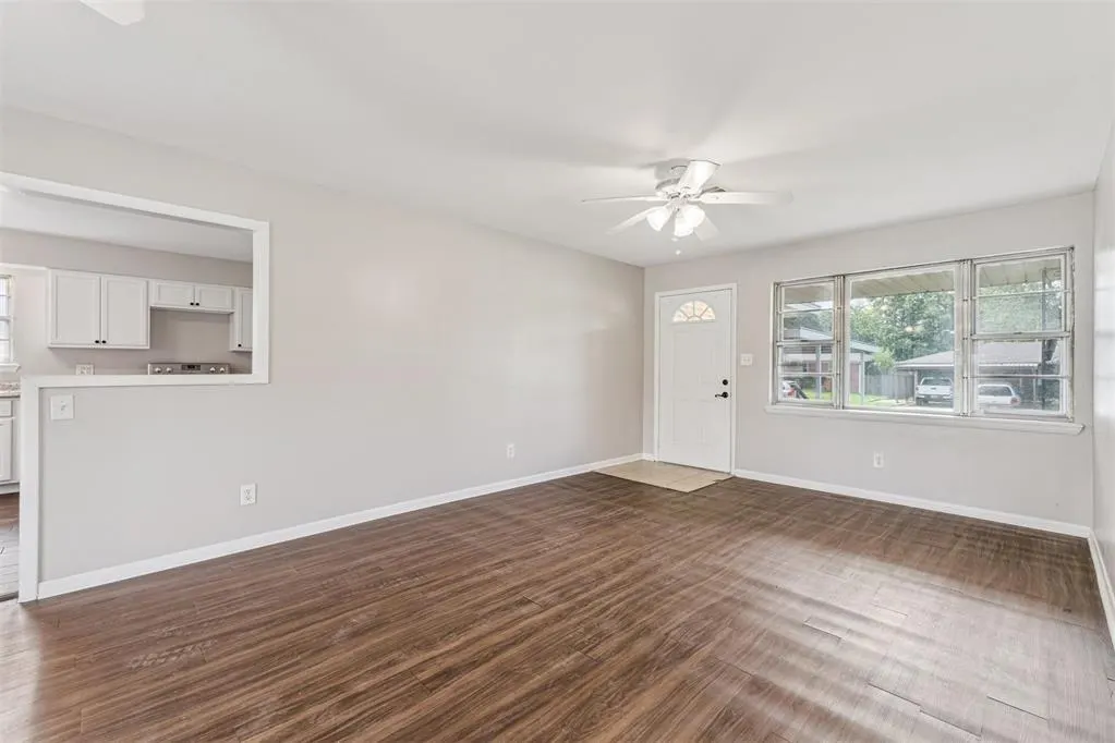 Photo 5 — 3020 SE 20th Street, Del City, OK 73115