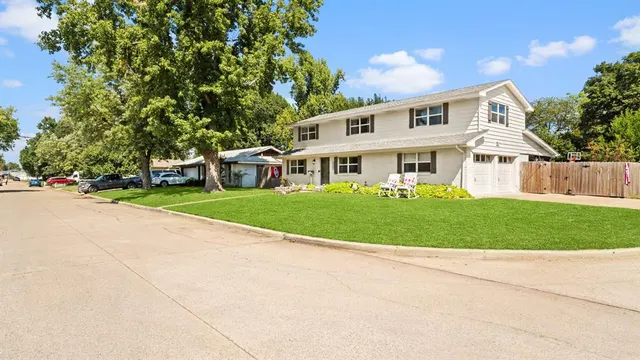 Photo 3 — 1447 Homeland Avenue, Norman, OK 73072