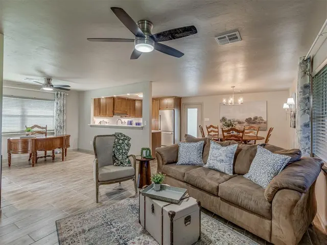 Front exterior — 708 S Basket Street, Cyril, OK 73029