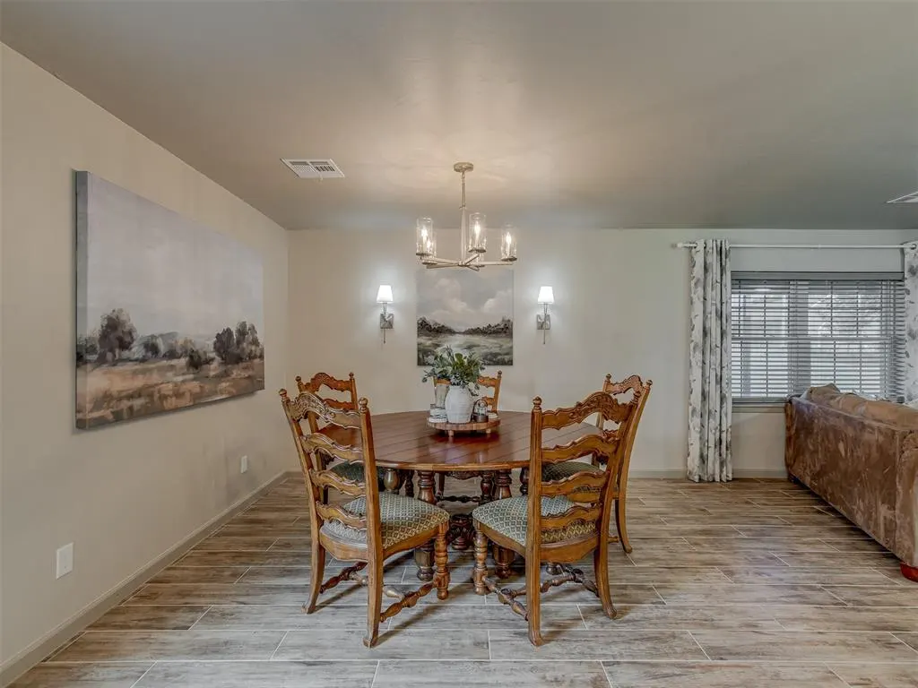 Photo 19 — 708 S Basket Street, Cyril, OK 73029