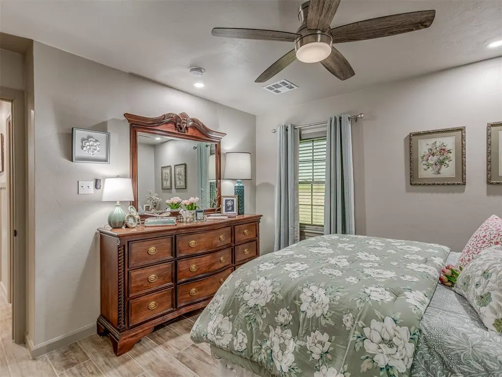 Photo 25 — 708 S Basket Street, Cyril, OK 73029