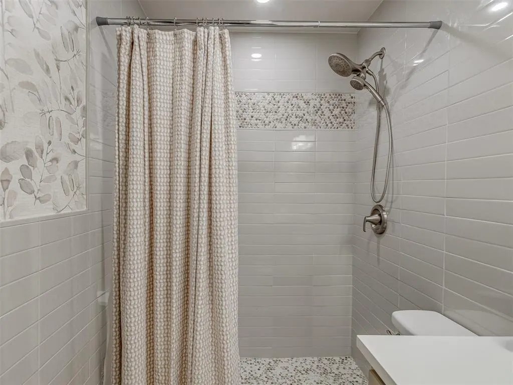 Photo 26 — 708 S Basket Street, Cyril, OK 73029