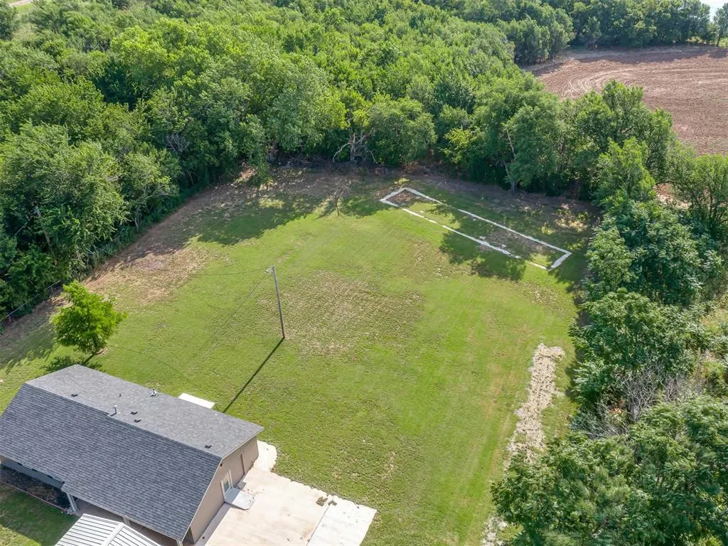 Photo 38 — 708 S Basket Street, Cyril, OK 73029