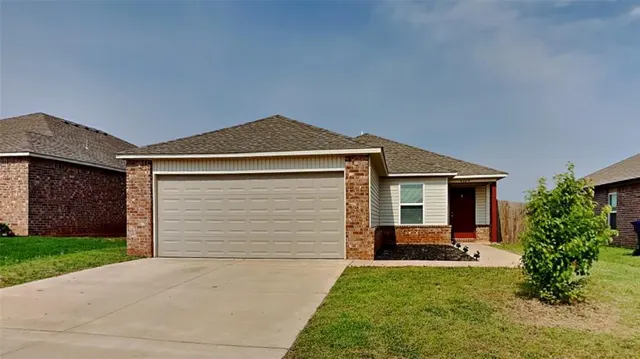Photo 2 — 4309 Umbria Road, Oklahoma City, OK 73179