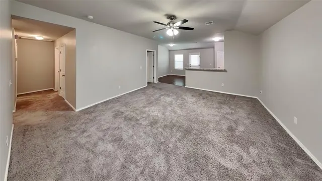 Photo 4 — 4309 Umbria Road, Oklahoma City, OK 73179