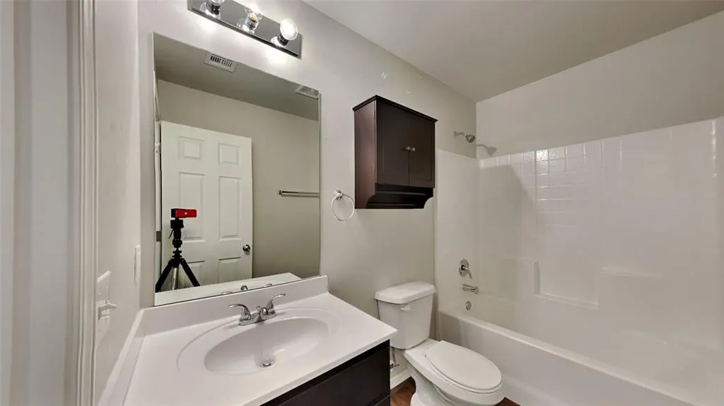 Photo 14 — 4309 Umbria Road, Oklahoma City, OK 73179