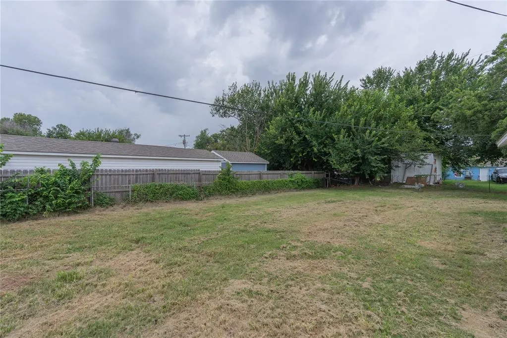 Photo 13 — 1635 S Everest Avenue, Oklahoma City, OK 73129