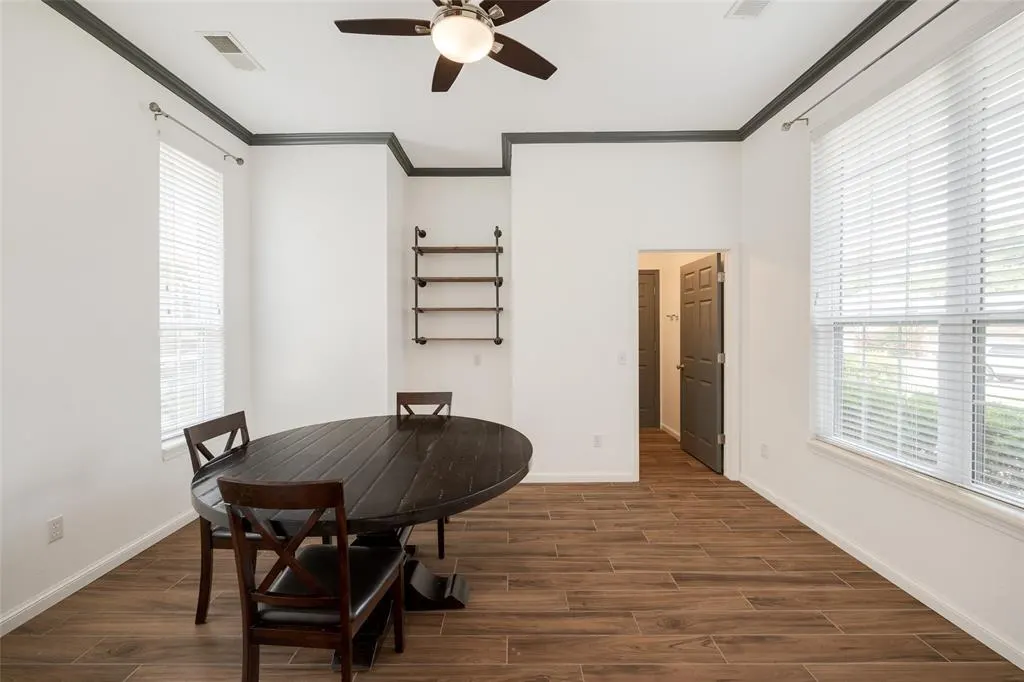 Photo 11 — 304 Coldbrook Circle, Edmond, OK 73003