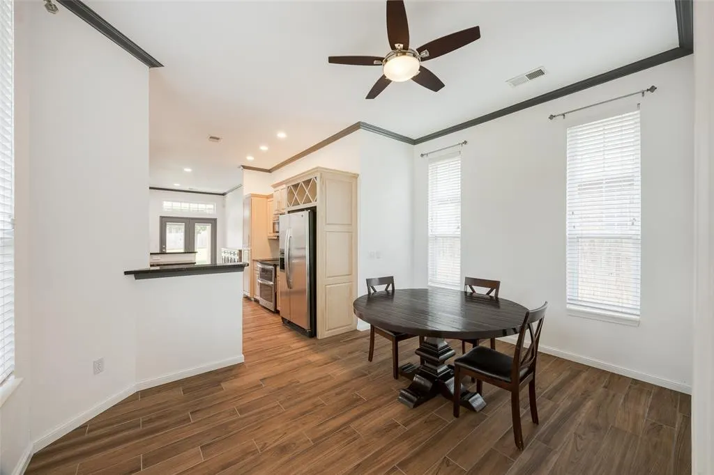 Photo 12 — 304 Coldbrook Circle, Edmond, OK 73003