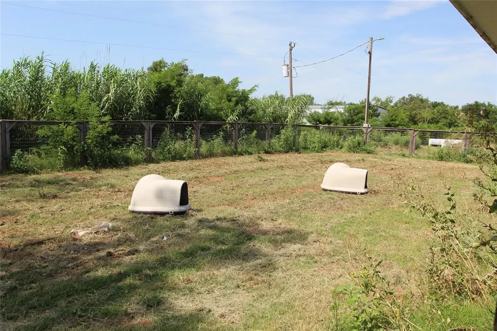 Photo 19 — 12318 US Highway 283, Sayre, OK 73662