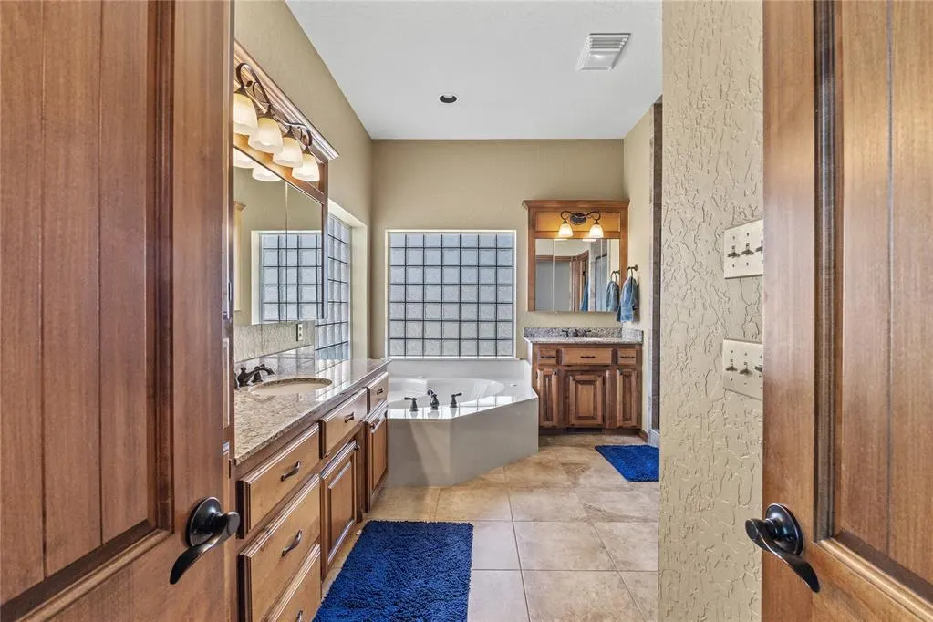 Photo 24 — 24191 E 996 Road, Weatherford, OK 73096